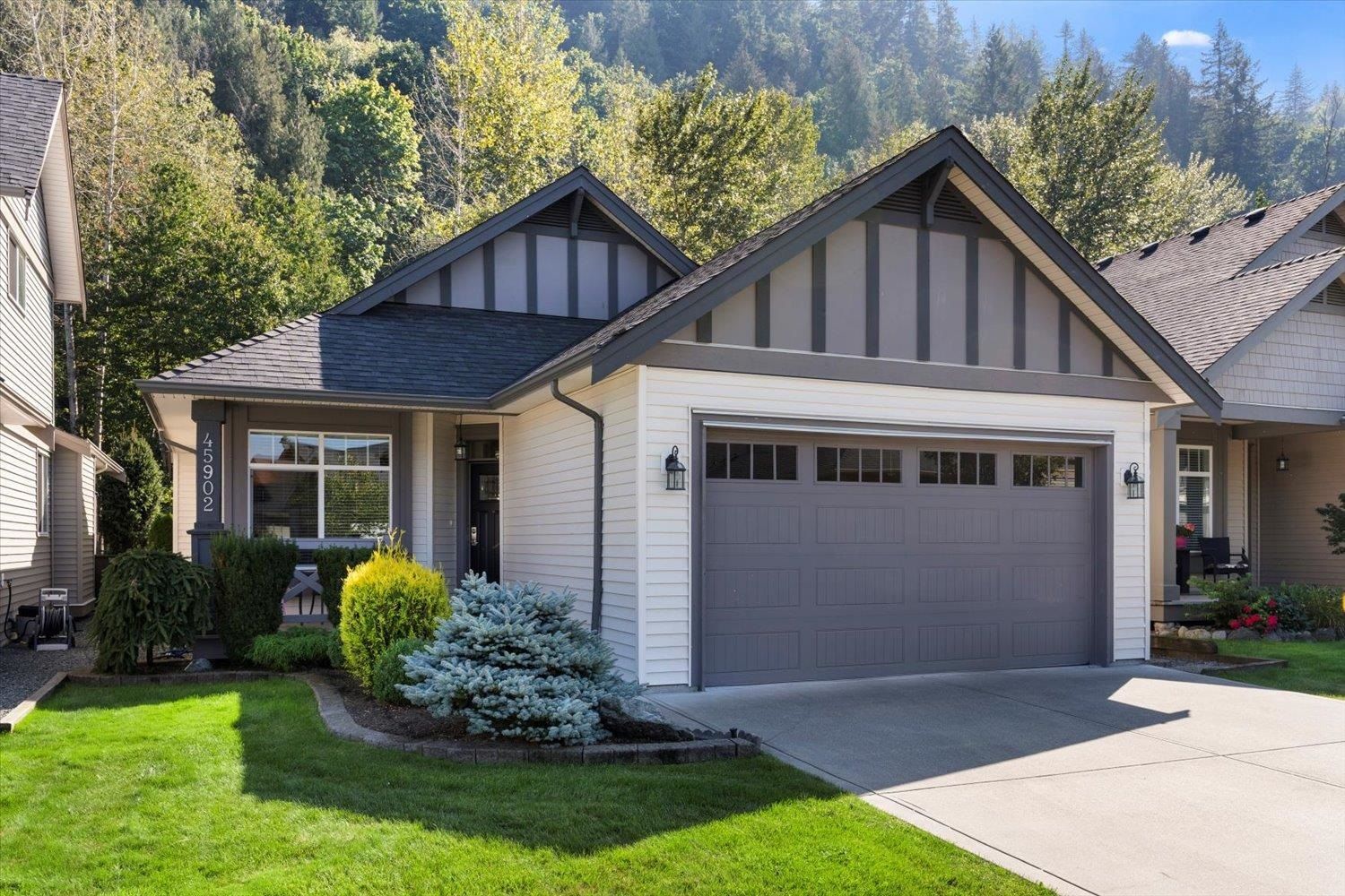 I have sold a property at 45902 FOXRIDGE CRES in Chilliwack
